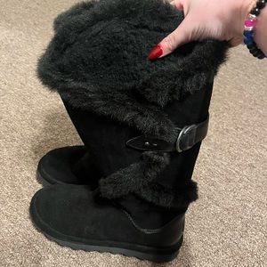 Black bear paw boots